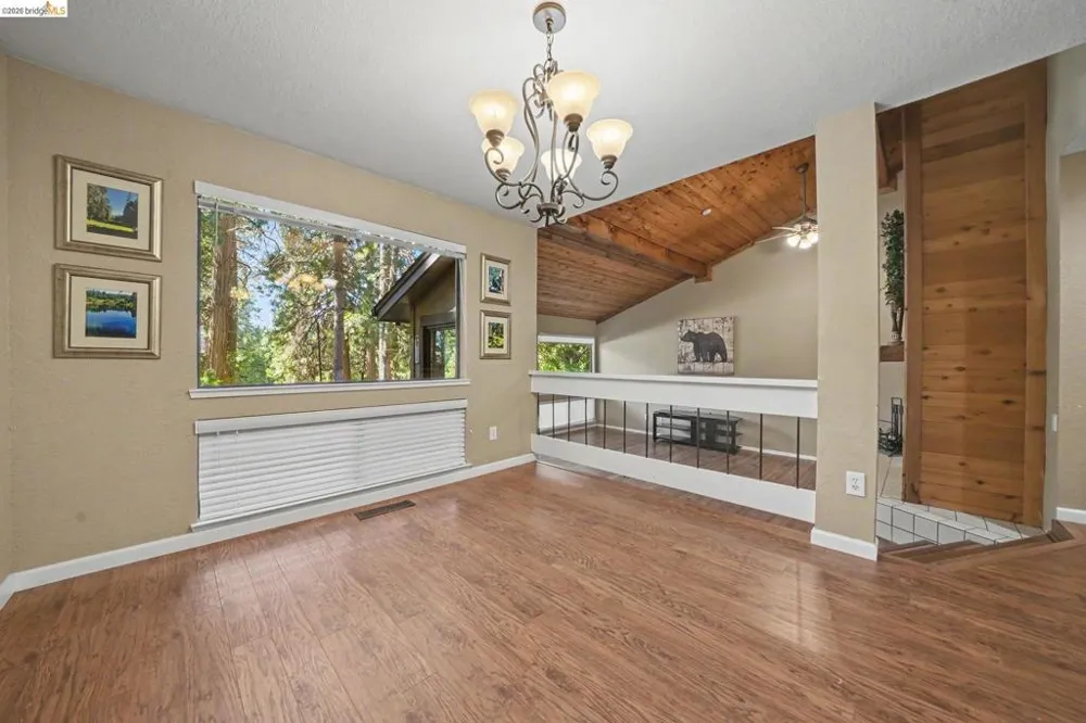 1128 Fairway Ct Murphys, CA 95247