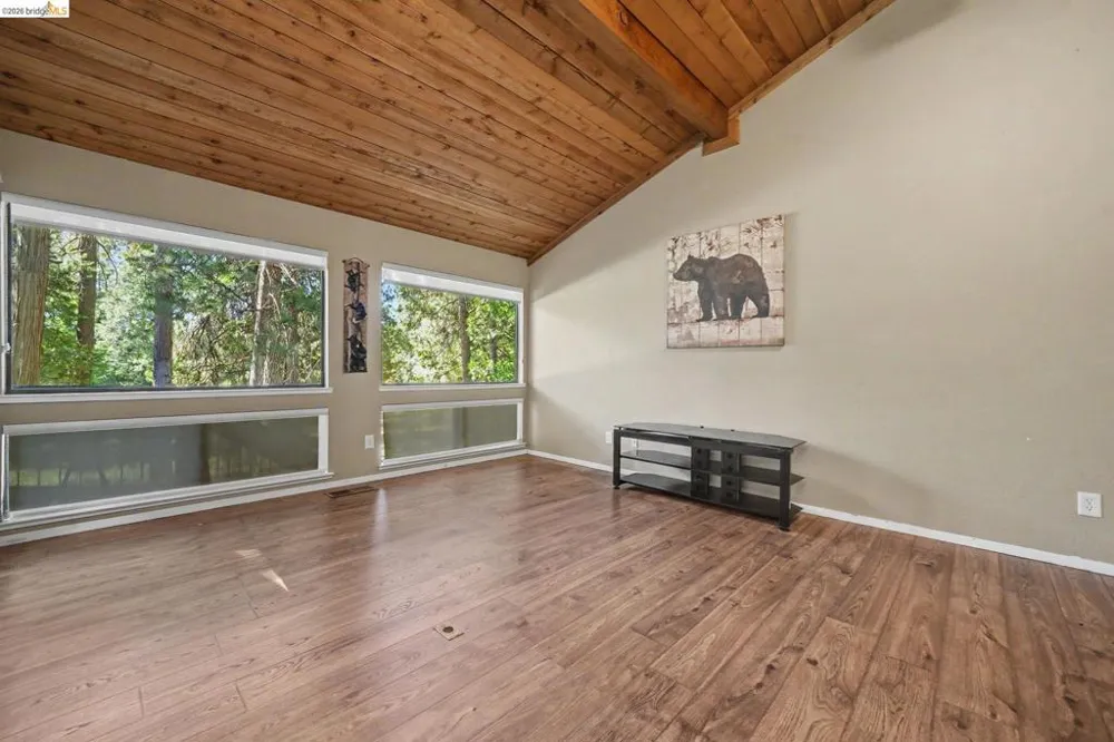 1128 Fairway Ct Murphys, CA 95247