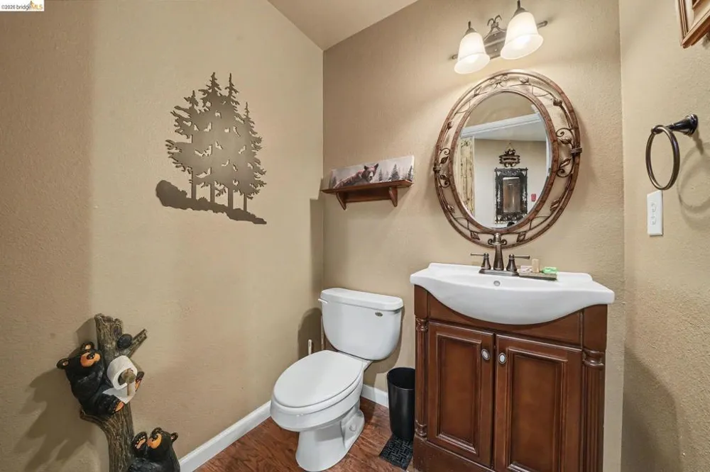 1128 Fairway Ct Murphys, CA 95247