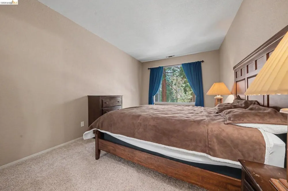 1128 Fairway Ct Murphys, CA 95247