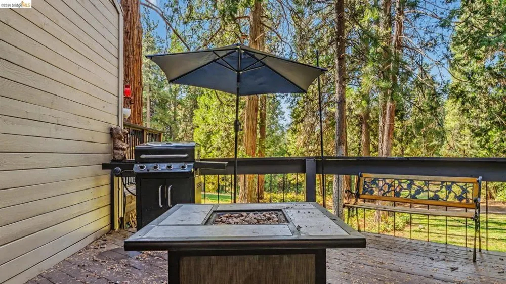1128 Fairway Ct Murphys, CA 95247