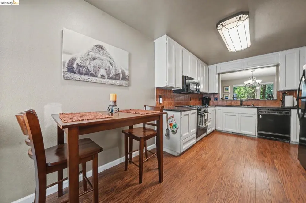 1128 Fairway Ct Murphys, CA 95247