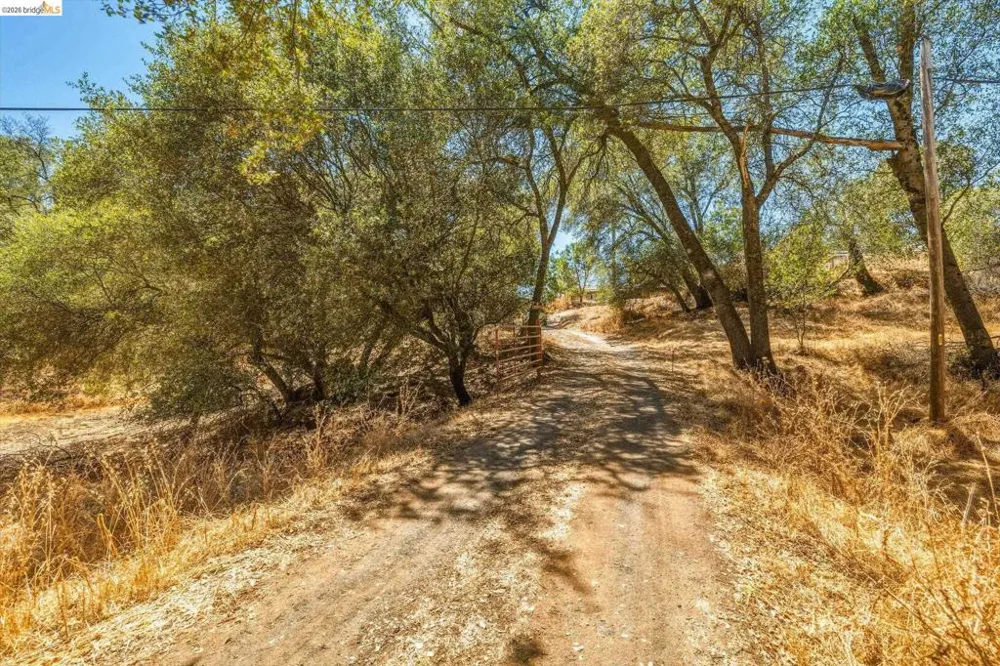 20510 Tuttletown Rd. Sonora, CA 95370