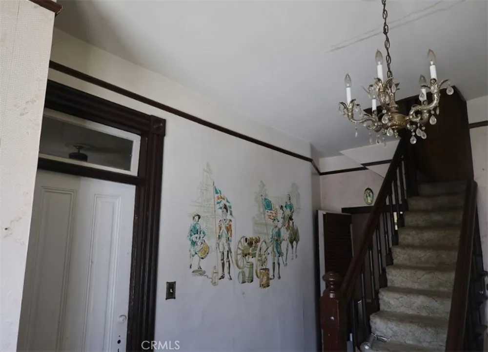 209 Carlton Pasadena, CA 91103