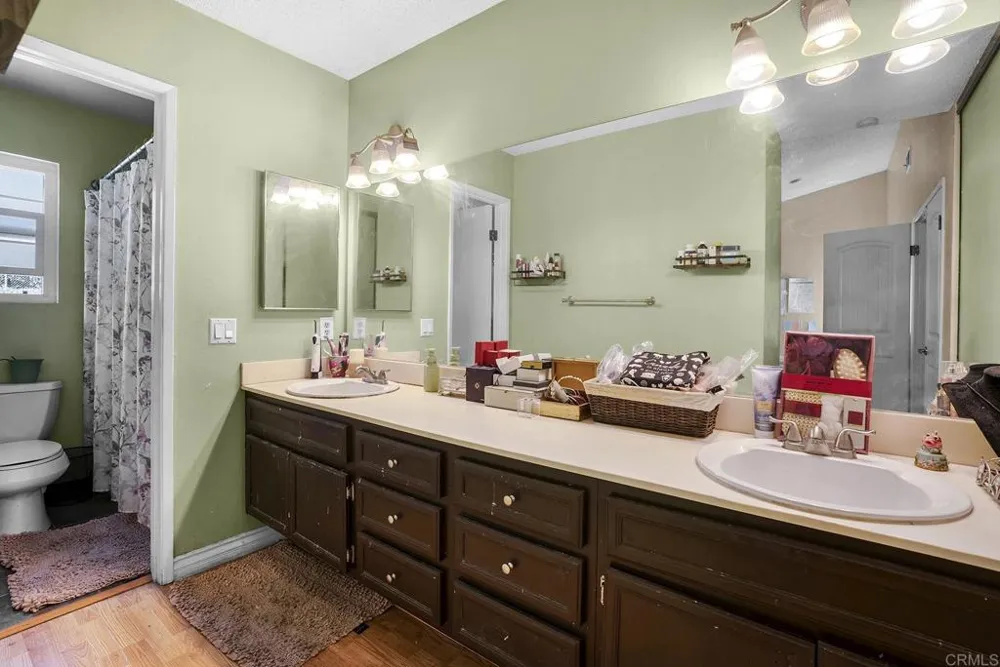 2115 Manzana Way Paradise Hills, CA 92139