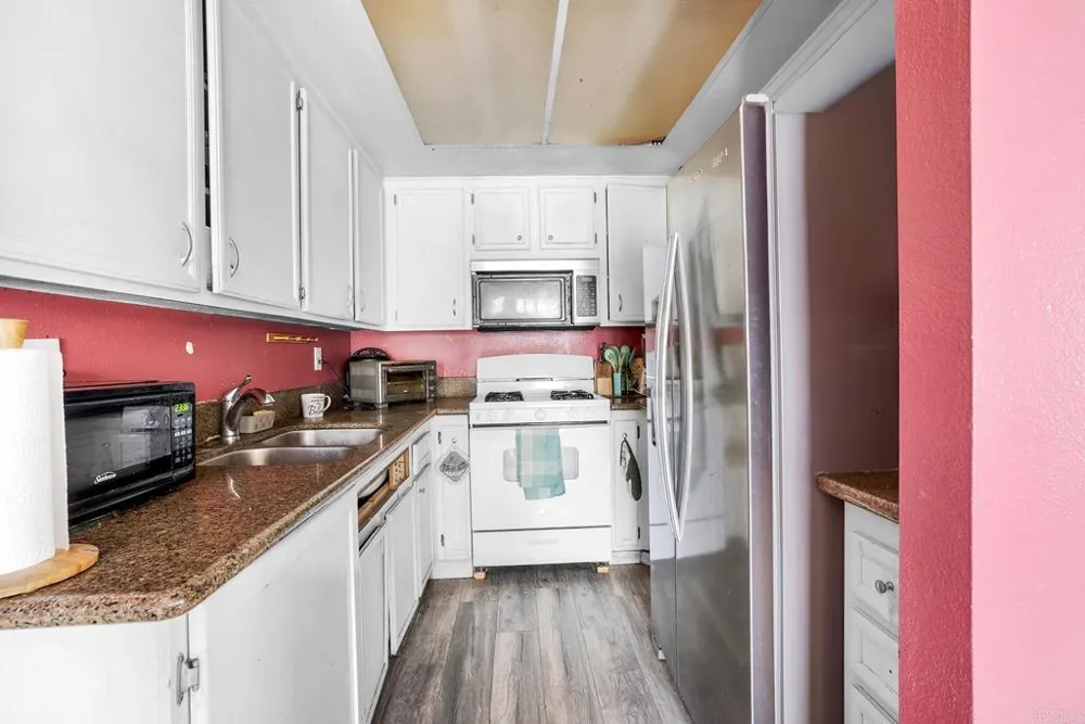 2115 Manzana Way Paradise Hills, CA 92139