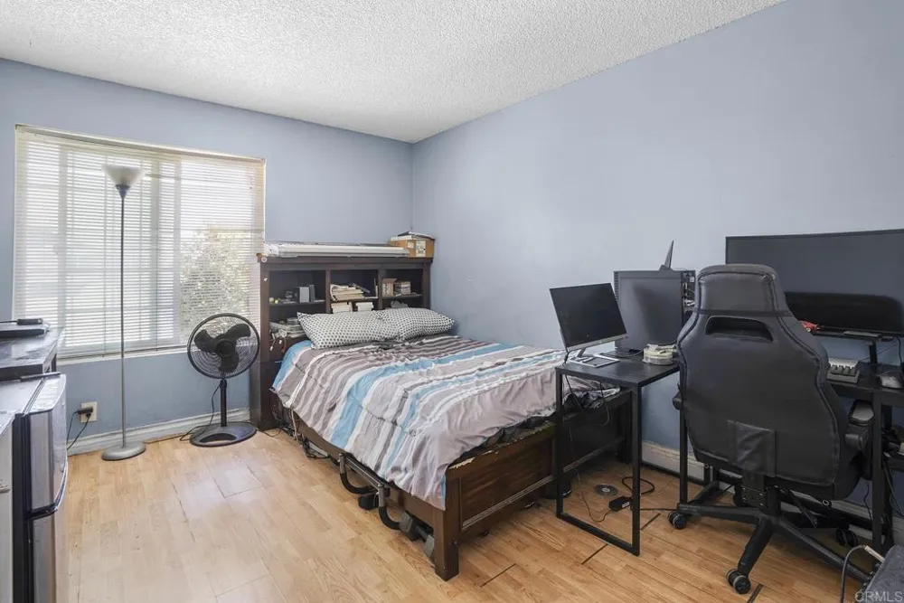 2115 Manzana Way Paradise Hills, CA 92139