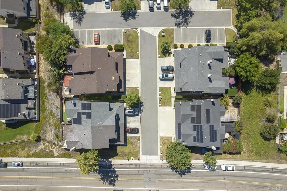 2115 Manzana Way Paradise Hills, CA 92139