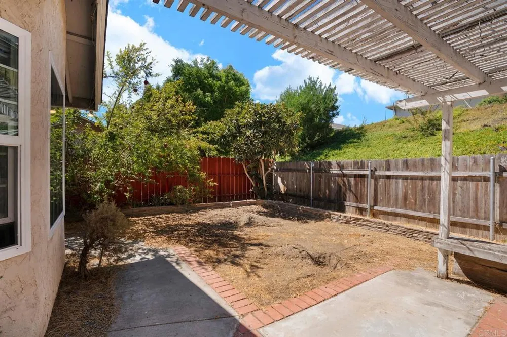 2115 Manzana Way Paradise Hills, CA 92139