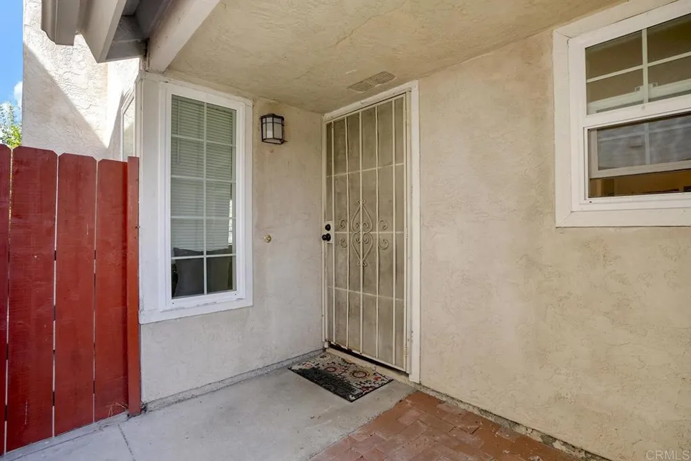 2115 Manzana Way Paradise Hills, CA 92139