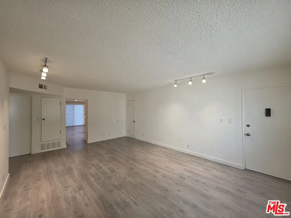 1711 Malcolm Avenue #1 Los Angeles, CA 90024
