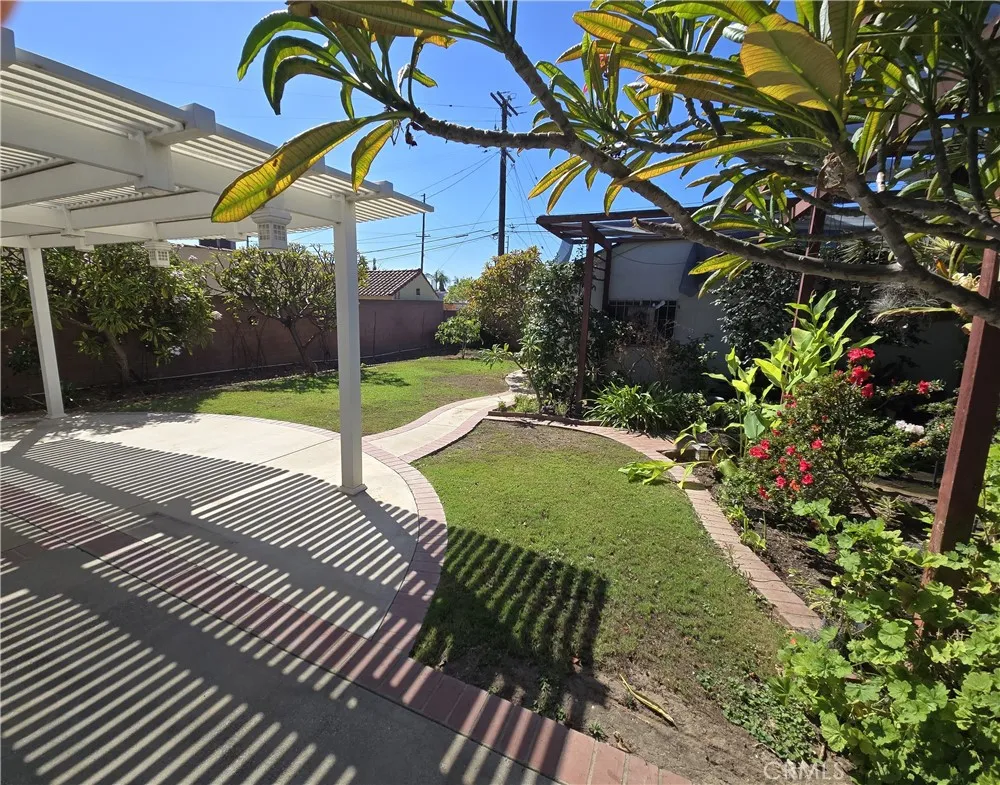 4322 E Ransom Long Beach, CA 90804