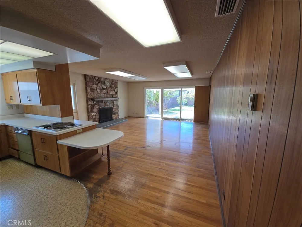 4322 E Ransom Long Beach, CA 90804