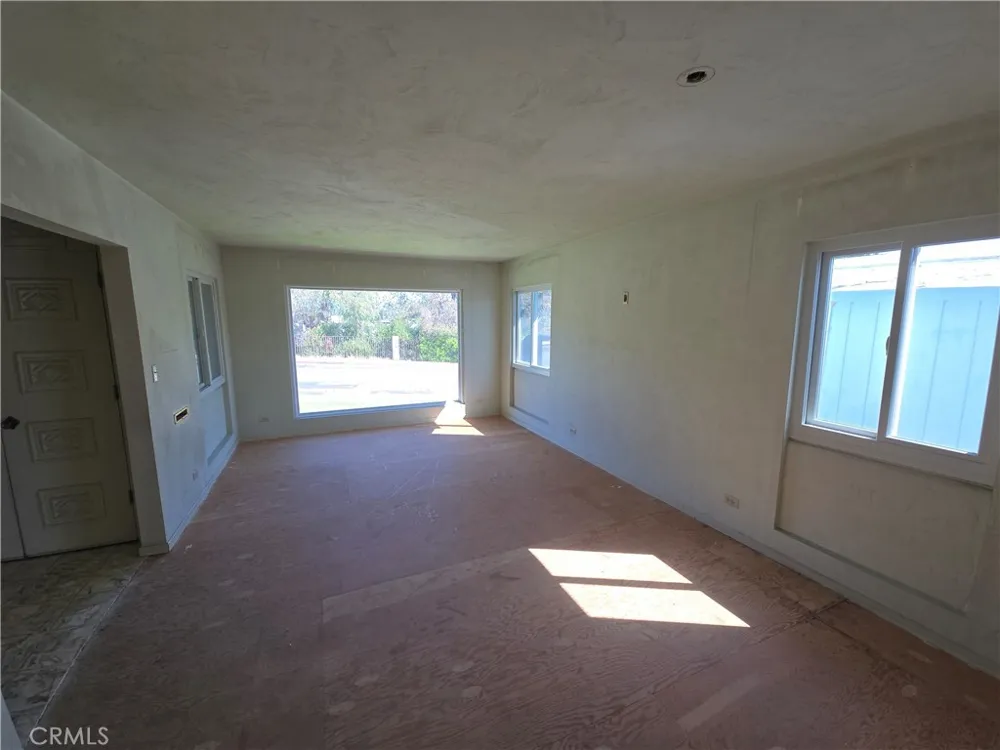 4322 E Ransom Long Beach, CA 90804