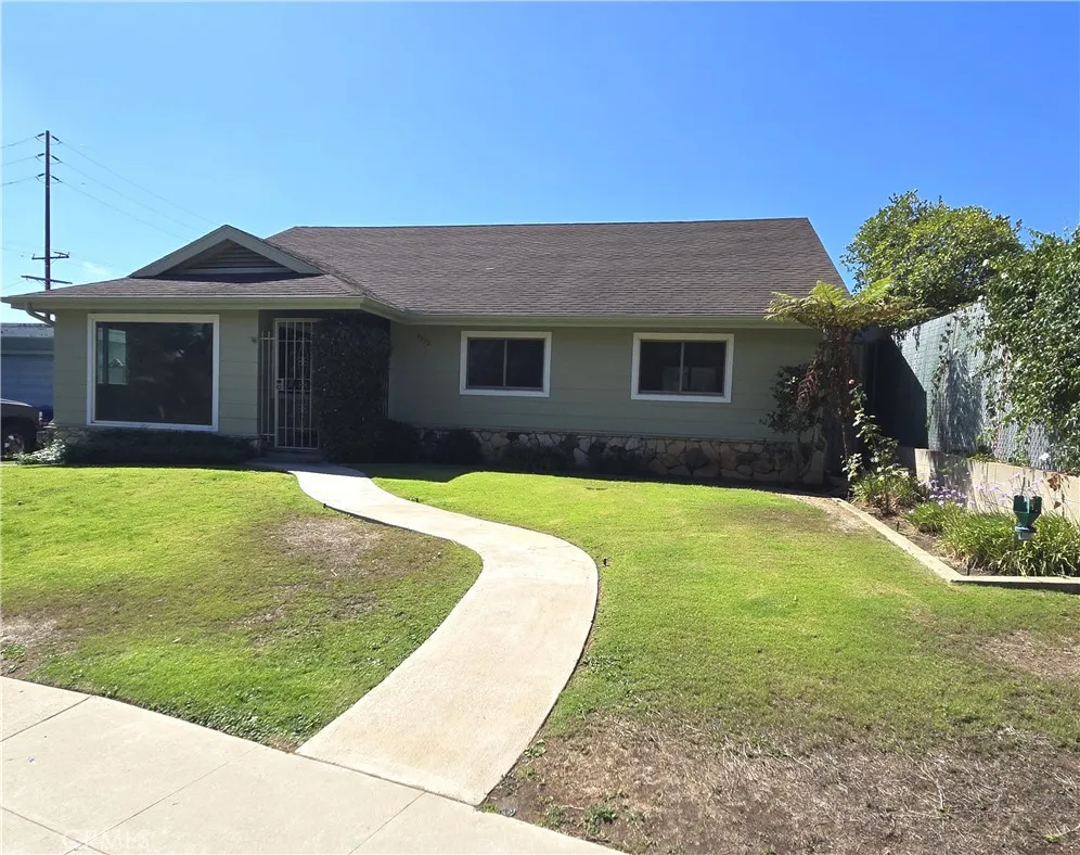 4322 E Ransom Long Beach, CA 90804