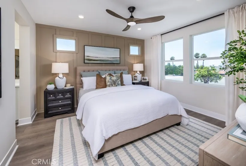 1074 E Overlook Drive Orange, CA 92867