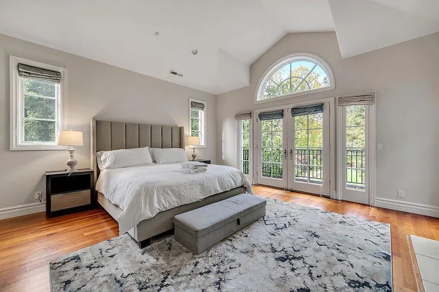 2120 Stockbridge Avenue Woodside, CA 94062