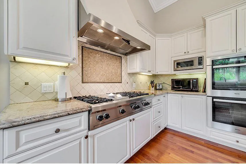 2120 Stockbridge Avenue Woodside, CA 94062