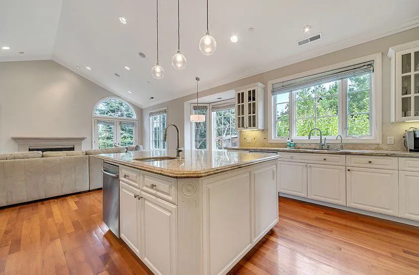 2120 Stockbridge Avenue Woodside, CA 94062