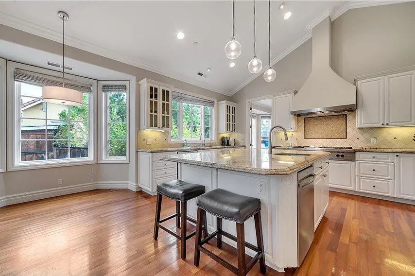2120 Stockbridge Avenue Woodside, CA 94062
