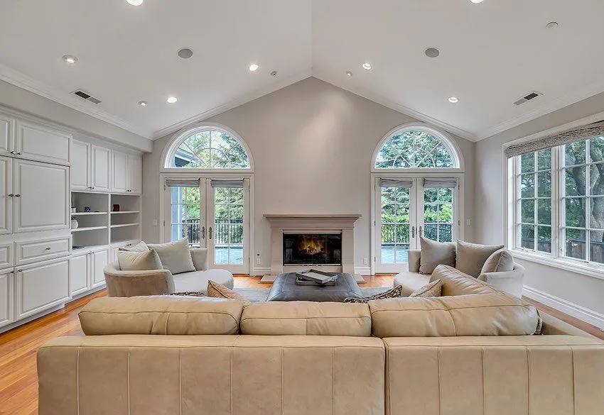 2120 Stockbridge Avenue Woodside, CA 94062