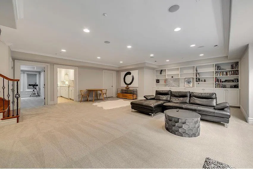 2120 Stockbridge Avenue Woodside, CA 94062