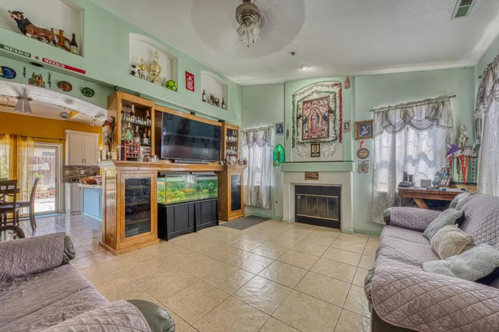 222 Vineyard Drive Greenfield, CA 93927