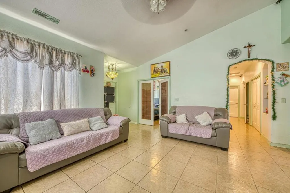 222 Vineyard Drive Greenfield, CA 93927