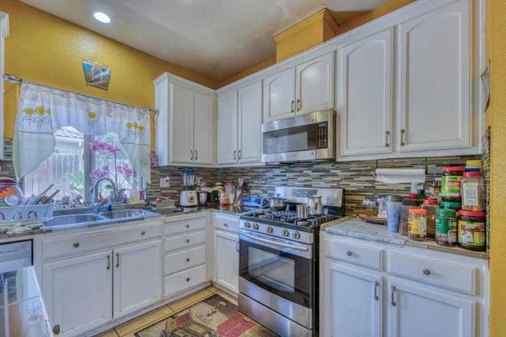 222 Vineyard Drive Greenfield, CA 93927