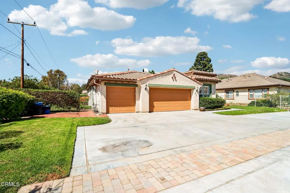 1214 Grant Line Street Santa Paula, CA 93060