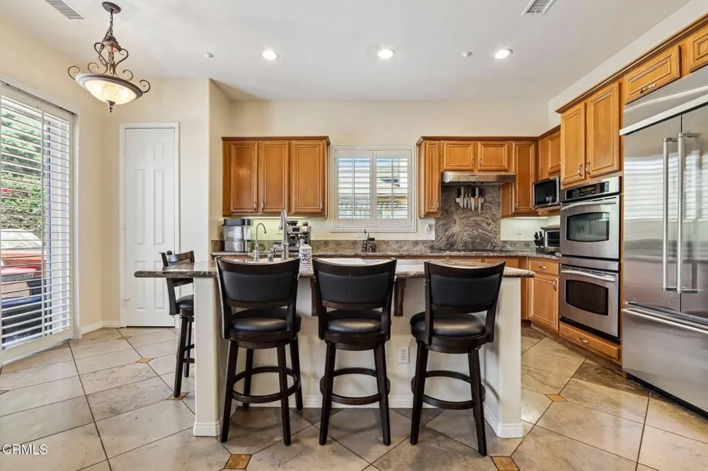 1214 Grant Line Street Santa Paula, CA 93060