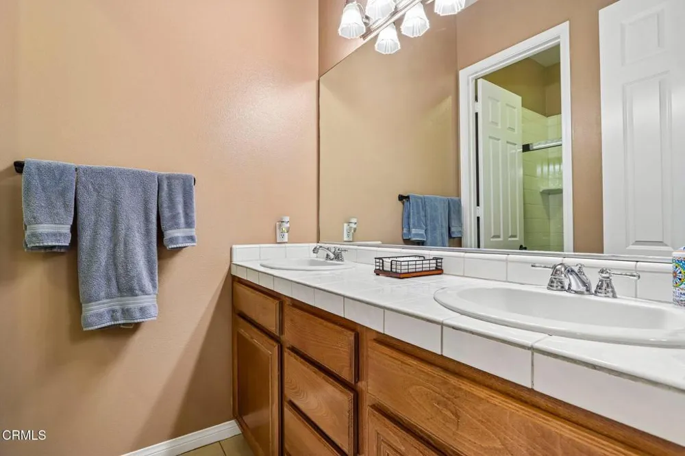 1214 Grant Line Street Santa Paula, CA 93060