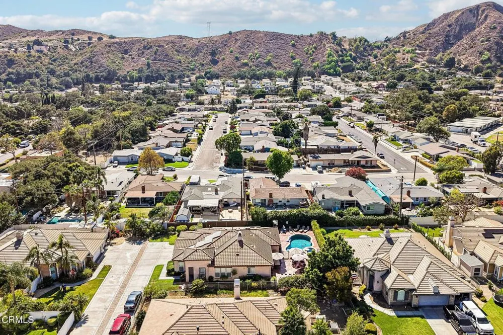 1214 Grant Line Street Santa Paula, CA 93060