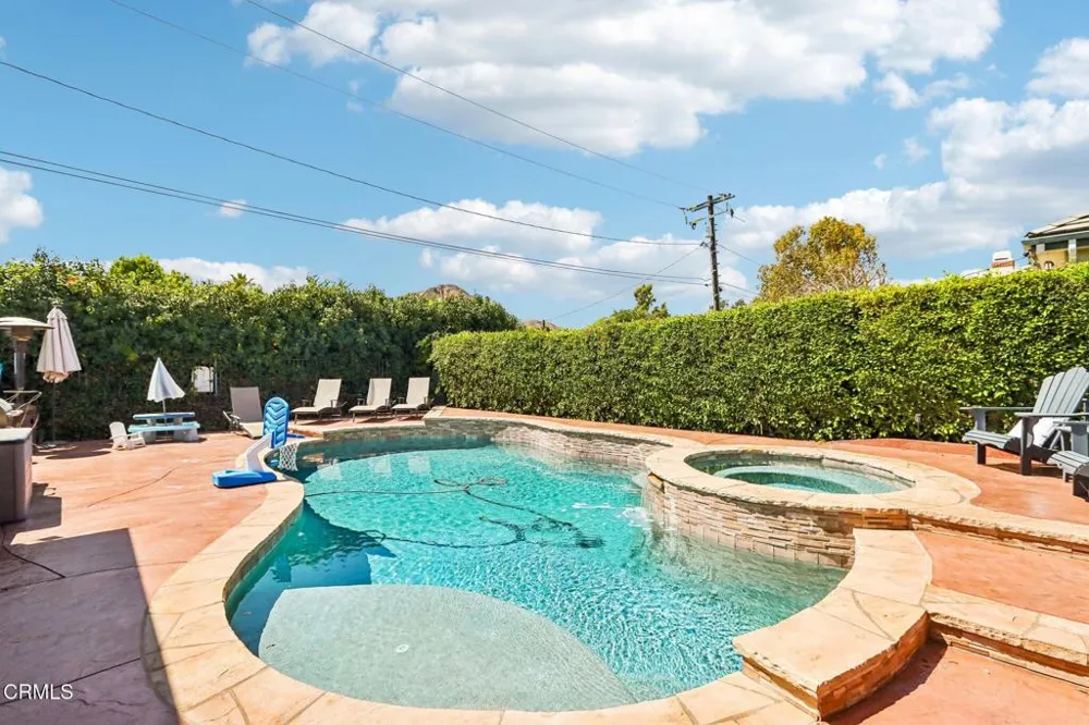 1214 Grant Line Street Santa Paula, CA 93060