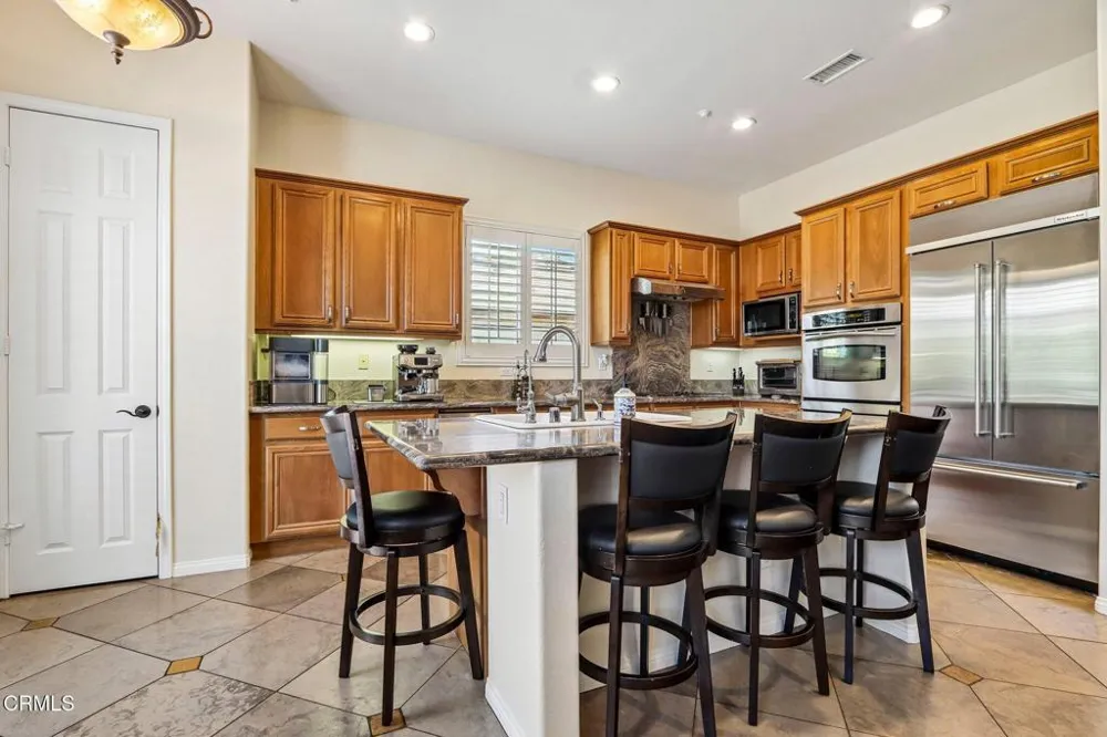 1214 Grant Line Street Santa Paula, CA 93060
