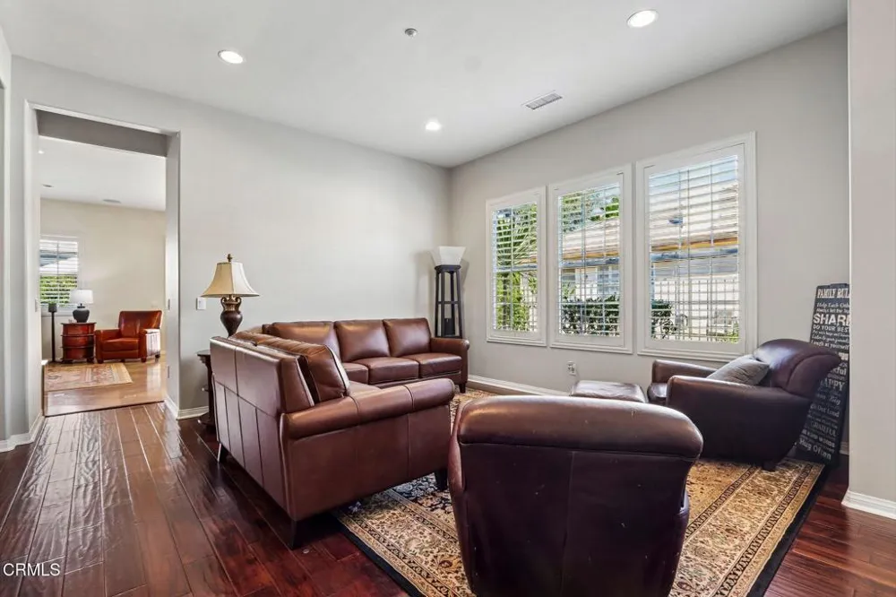 1214 Grant Line Street Santa Paula, CA 93060