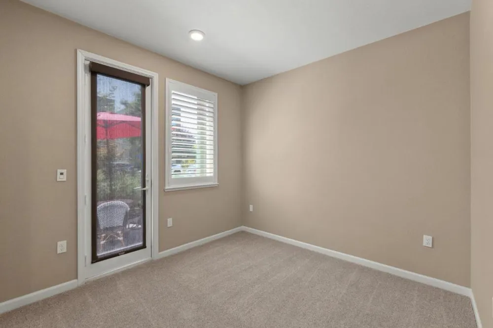 133 Llano De Los Robles Avenue #3 San Jose, CA 95136