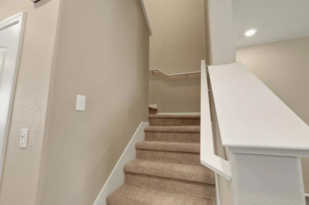 133 Llano De Los Robles Avenue #3 San Jose, CA 95136
