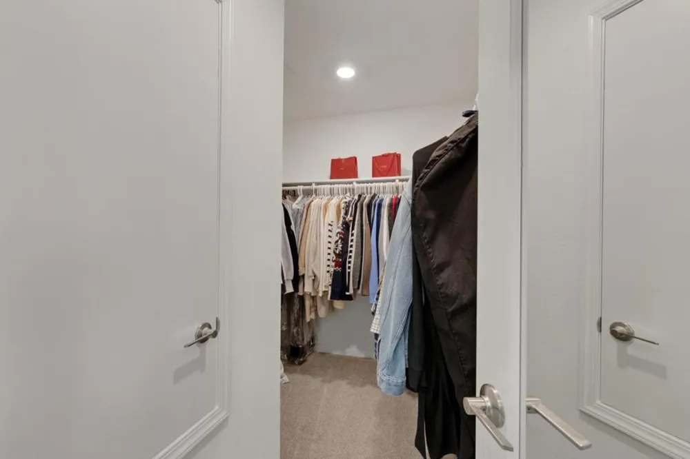 133 Llano De Los Robles Avenue #3 San Jose, CA 95136