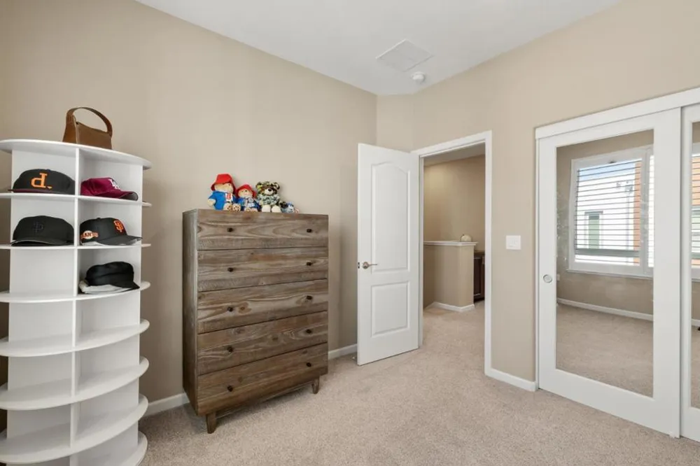 133 Llano De Los Robles Avenue #3 San Jose, CA 95136