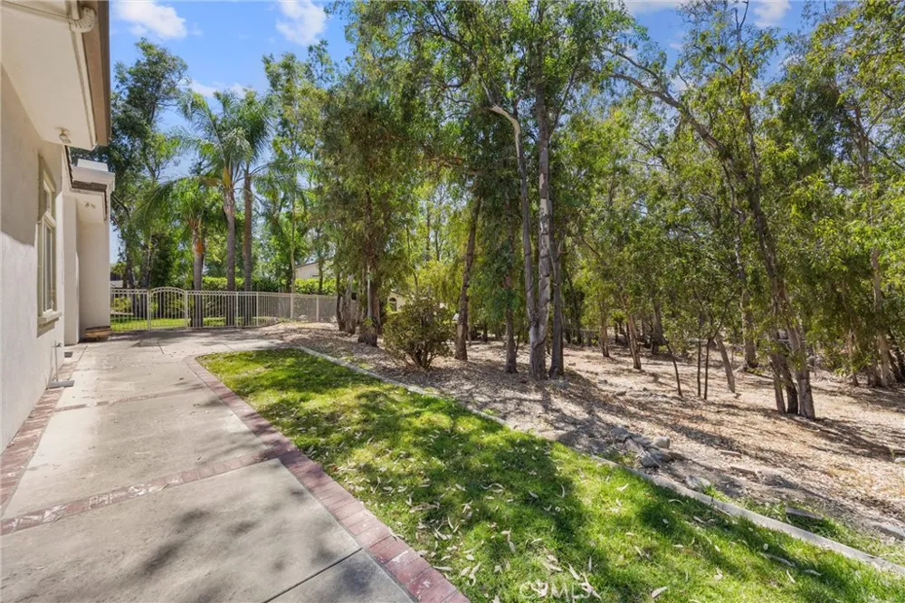 10078 Copper Mountain Court Rancho Cucamonga, CA 91737