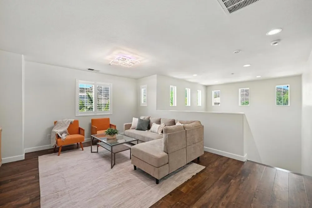 563 Chandler Ct Escondido, CA 92027