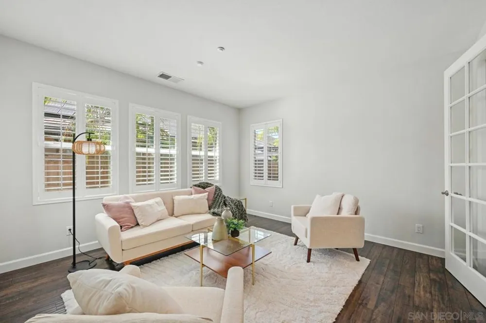 563 Chandler Ct Escondido, CA 92027