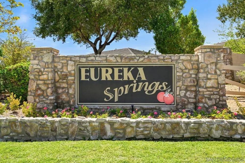 563 Chandler Ct Escondido, CA 92027