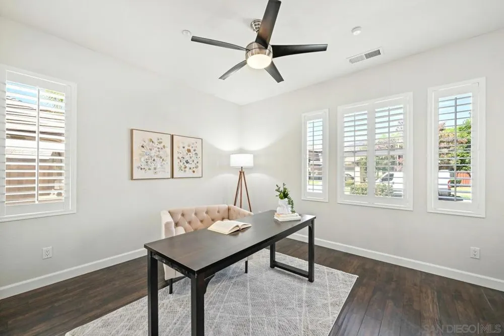 563 Chandler Ct Escondido, CA 92027