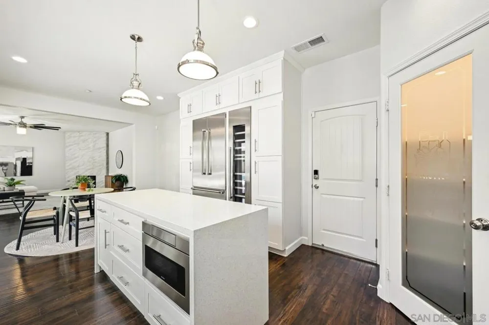 563 Chandler Ct Escondido, CA 92027