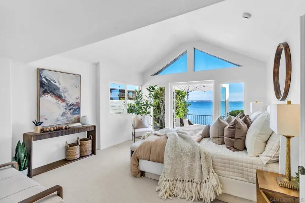 69 Spinnaker Way Coronado, CA 92118