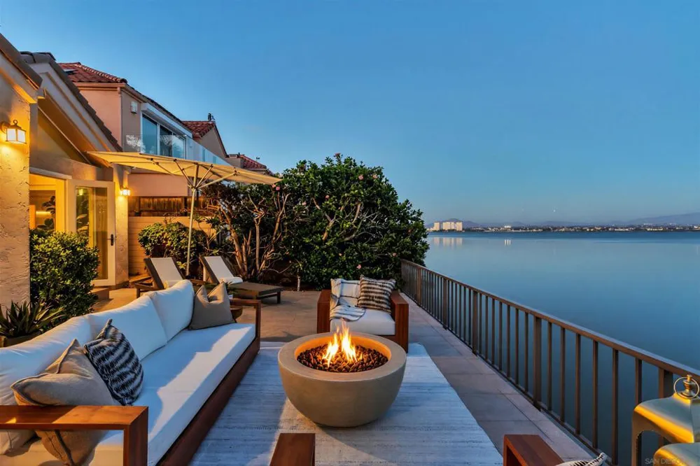 69 Spinnaker Way Coronado, CA 92118