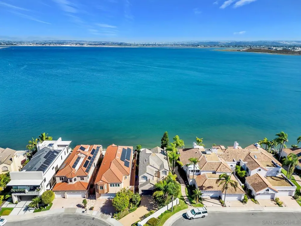 69 Spinnaker Way Coronado, CA 92118