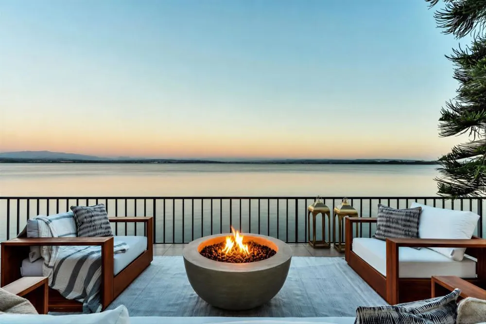 69 Spinnaker Way Coronado, CA 92118